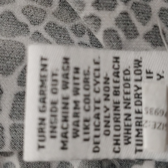 Ophelia Roe Women's Size 2X V-Neck Tunic Length Tank - Picture 6 of 6